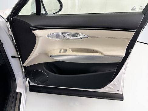 Used 2023 Genesis GV70 2.5T AWD/4WD image 34