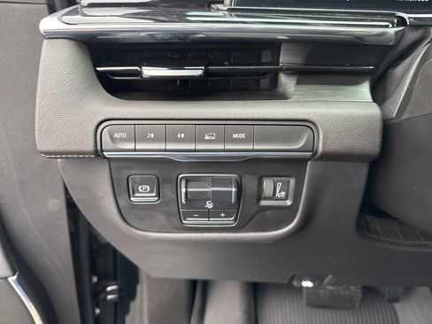 Used 2021 Cadillac Escalade Sport image 35