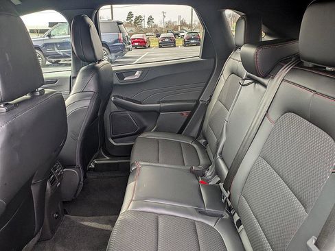 Used 2025 Ford Escape ST-Line image 24