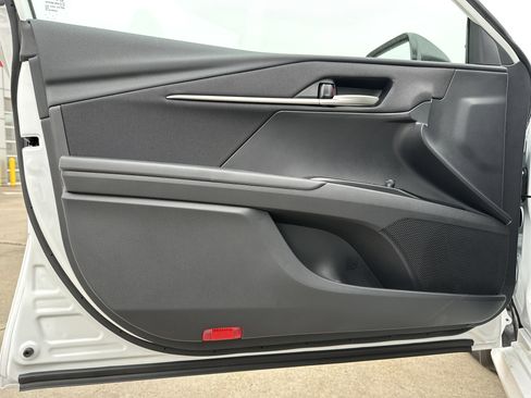 New 2026 Toyota Camry LE image 9