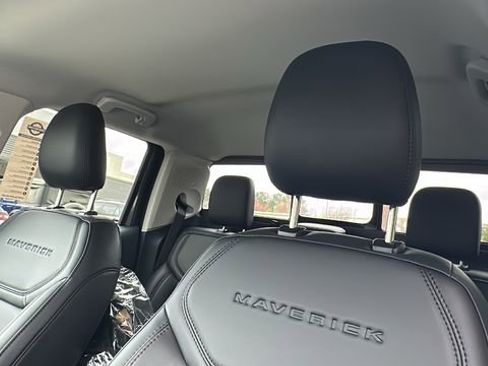 New 2026 Ford Maverick Lariat w/ Black Appearance Package AWD/4WD image 30