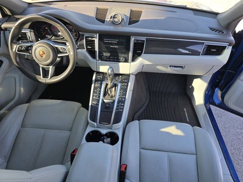 Used 2017 Porsche Macan S image 27