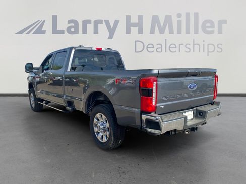 New 2025 Ford F350 Lariat w/ Lariat Ultimate Package image 3