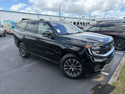 Used 2025 Ford Expedition Platinum