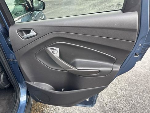 Used 2018 Ford Escape SE AWD/4WD image 10