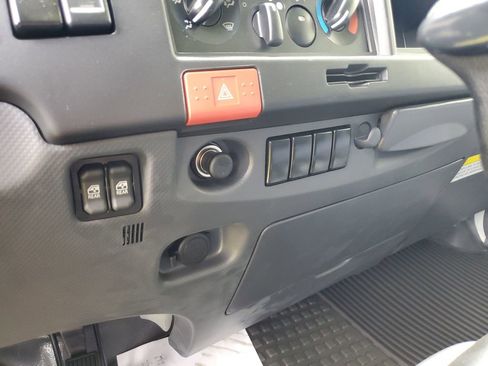 New 2025 Chevrolet Low Cab Forward image 19