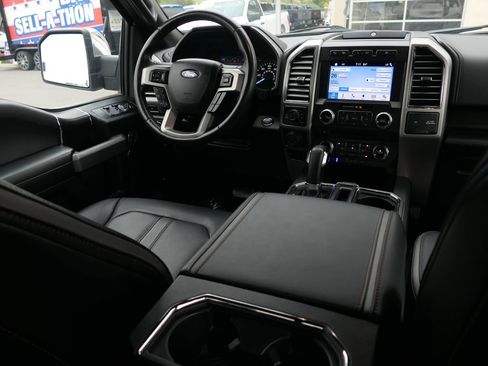 Used 2018 Ford F150 Platinum w/ Equipment Group 701A Luxury AWD/4WD image 28