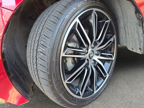 Used 2020 Toyota Avalon XSE FWD image 30