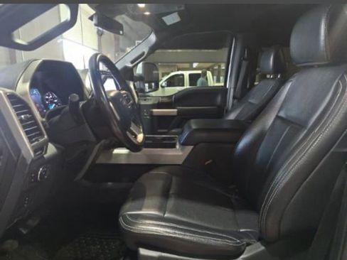 Used 2022 Ford F250 Lariat image 2