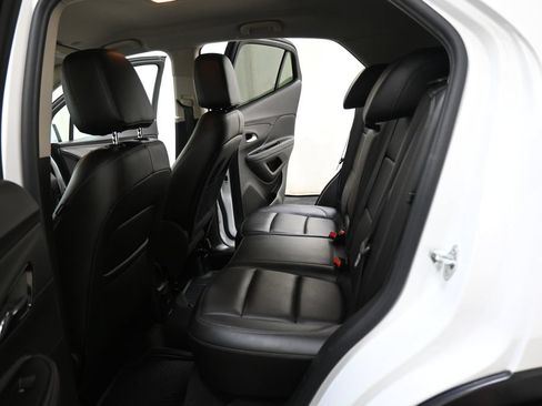 Used 2017 Buick Encore Essence AWD/4WD image 25