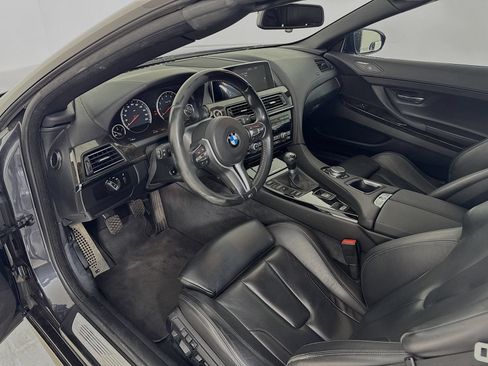 Used 2016 BMW M6 Convertible RWD image 7