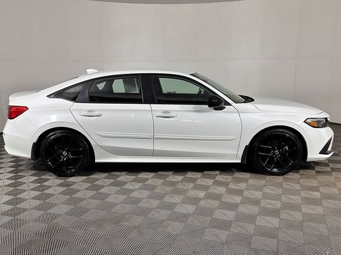 Used 2023 Honda Civic Sport image 15