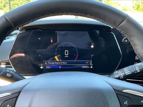 Used 2026 Chevrolet Trax LT w/ Driver Confidence Package FWD image 25