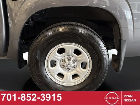 Used 2024 Nissan Frontier S w/ Technology Package RWD image 11