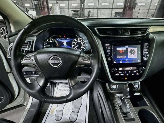 Used 2023 Nissan Murano SV w/ SV Midnight Edition Package AWD/4WD image 10