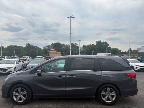 Used 2018 Honda Odyssey EX image 15