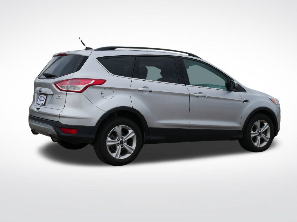 Used 2016 Ford Escape SE w/ SE Leather Comfort Package FWD image 3