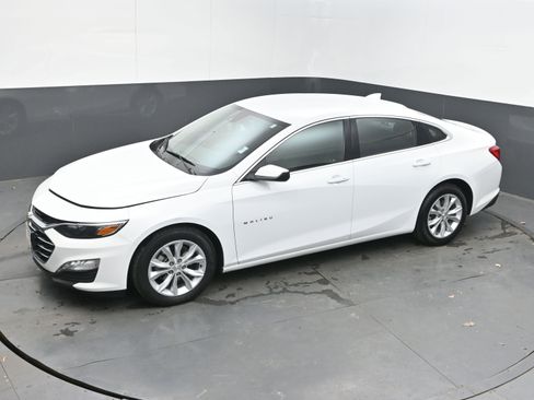Used 2024 Chevrolet Malibu LT image 34