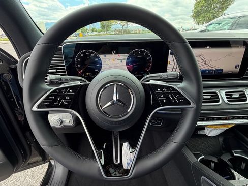 New 2026 Mercedes-Benz GLE 580 4MATIC image 22