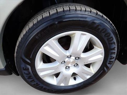 Used 2005 Subaru Outback 2.5i Limited AWD/4WD image 7