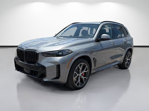 New 2026 BMW X5 xDrive50e w/ M Sport Package AWD/4WD image 7
