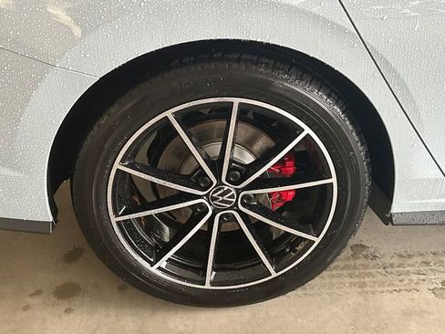 New 2026 Volkswagen Jetta GLI Autobahn FWD image 17
