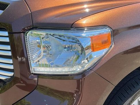 Certified 2017 Toyota Tundra Platinum AWD/4WD image 7