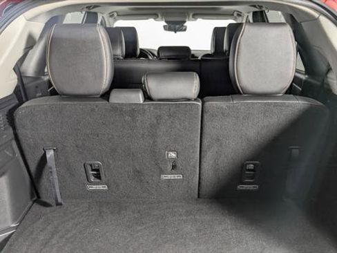 Used 2024 MAZDA CX-90 3.3 Turbo w/ Preferred Plus image 16