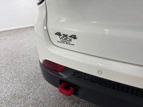 Used 2018 Jeep Compass Trailhawk w/ Navigation Group image 27