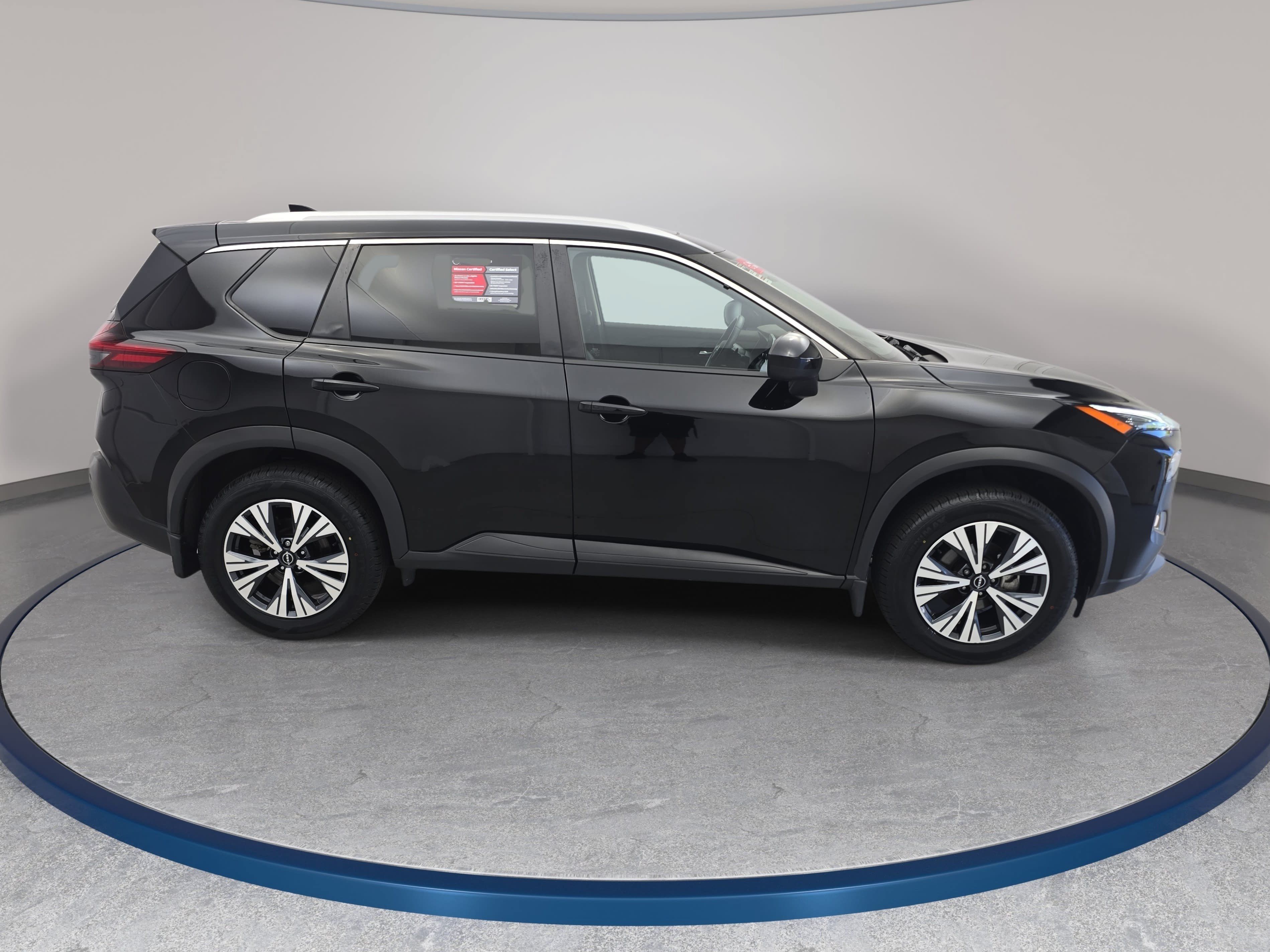 Certified 2023 Nissan Rogue SV w/ SV Premium B Package AWD/4WD image 4