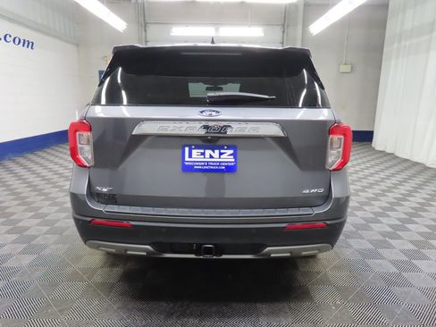 Used 2023 Ford Explorer XLT image 27