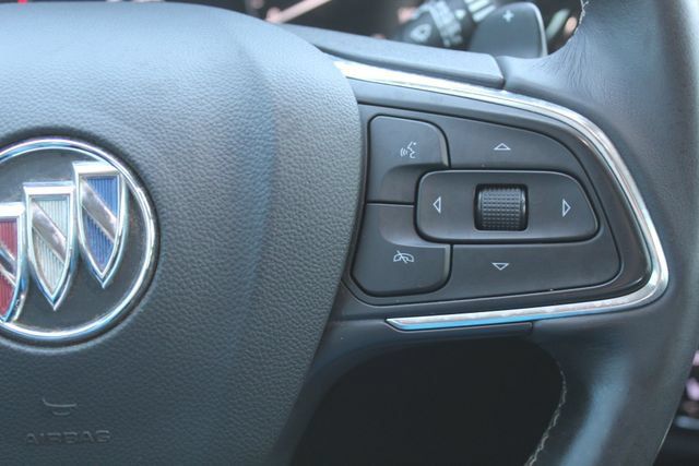 Certified 2022 Buick Envision Preferred FWD image 22