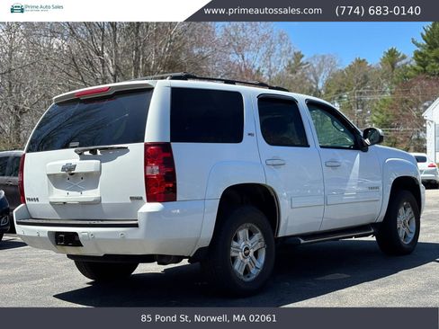 Used 2011 Chevrolet Tahoe LT w/ Luxury Package AWD/4WD image 6