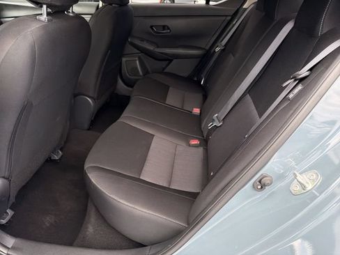 Used 2025 Nissan Sentra SV FWD image 31