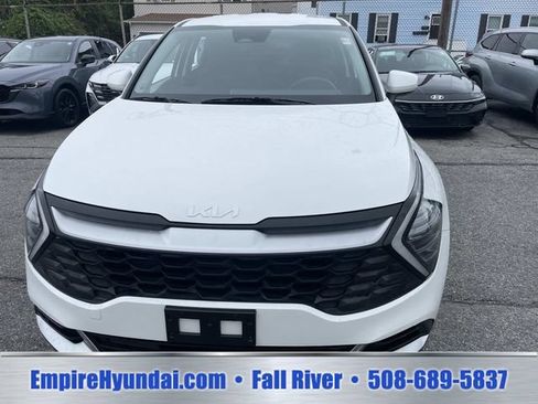 Used 2024 Kia Sportage LX AWD/4WD image 11