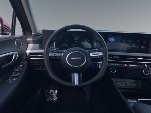 Used 2025 Hyundai Sonata SEL image 12