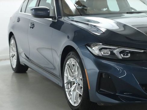 Used 2026 BMW 330i xDrive Sedan w/ Convenience Package AWD/4WD image 9