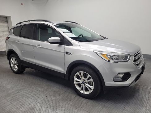 Used 2017 Ford Escape SE w/ Equipment Group 201A AWD/4WD image 11