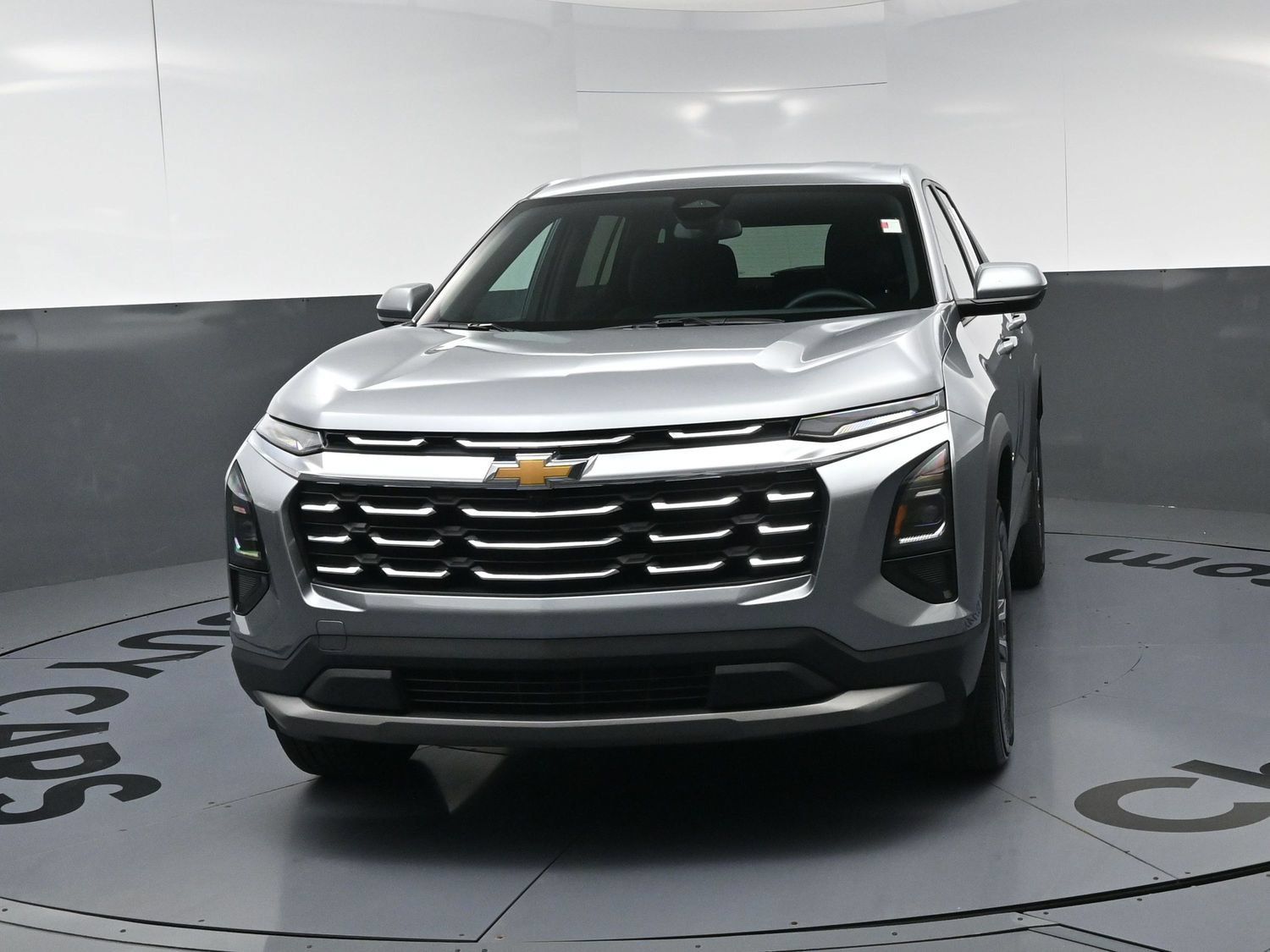 Used 2026 Chevrolet Equinox LT FWD image 5