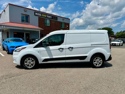 Used 2022 Ford Transit Connect XLT FWD image 4