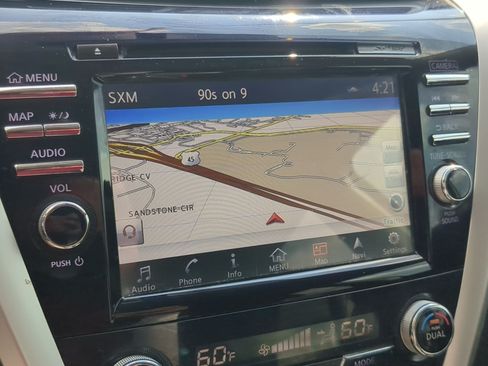 Used 2018 Nissan Murano Platinum FWD image 16