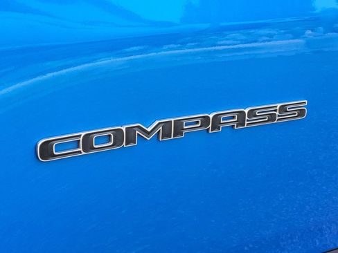Used 2021 Jeep Compass Sport AWD/4WD image 12