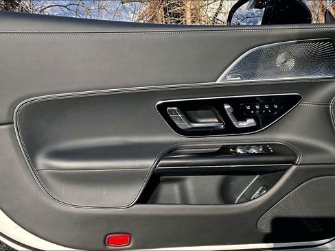 Certified 2022 Mercedes-Benz SL 55 AMG 4MATIC image 18