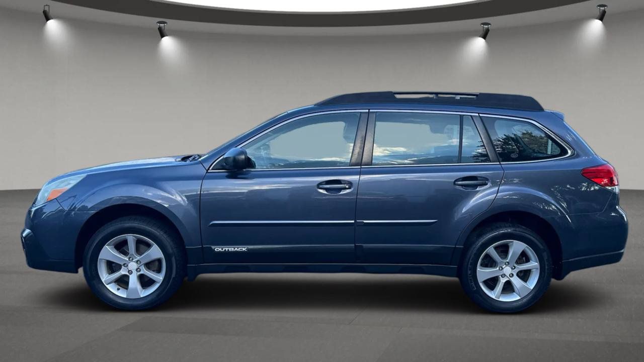 Used 2014 Subaru Outback 2.5i AWD/4WD image 5