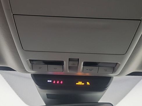 Used 2021 MAZDA CX-30 AWD 2.5 S w/ Premium Package image 32