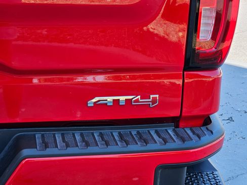 Used 2021 GMC Sierra 1500 AT4 w/ AT4 Value Package AWD/4WD image 30