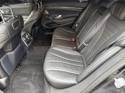 Used 2019 Mercedes-Benz S 560 Sedan image 20