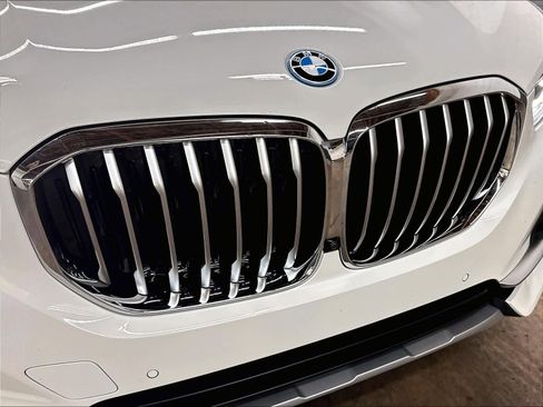 Used 2022 BMW X5 xDrive45e w/ Luxury Seating Package AWD/4WD image 32