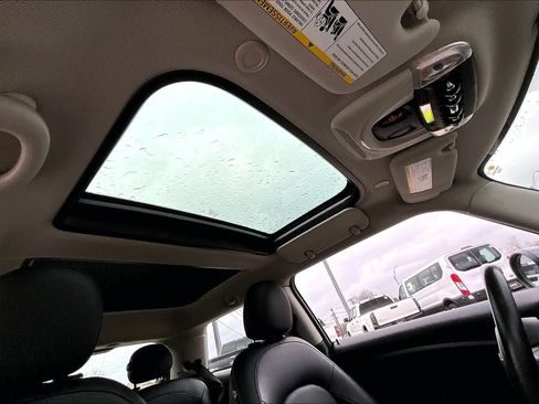 Used 2015 MINI Cooper 2-Door Hardtop image 14