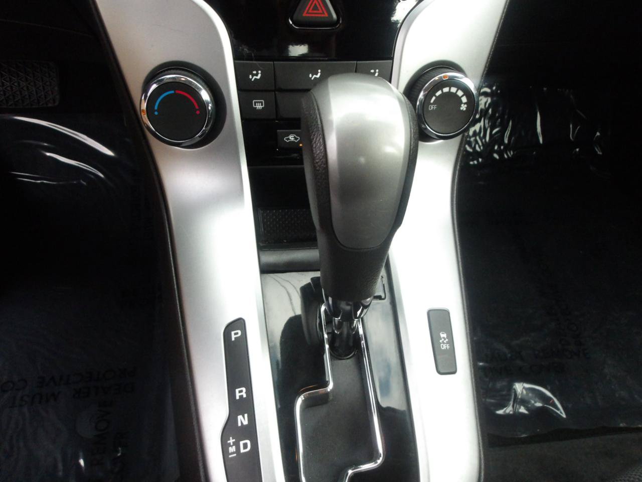 Used 2015 Chevrolet Cruze LT FWD image 22